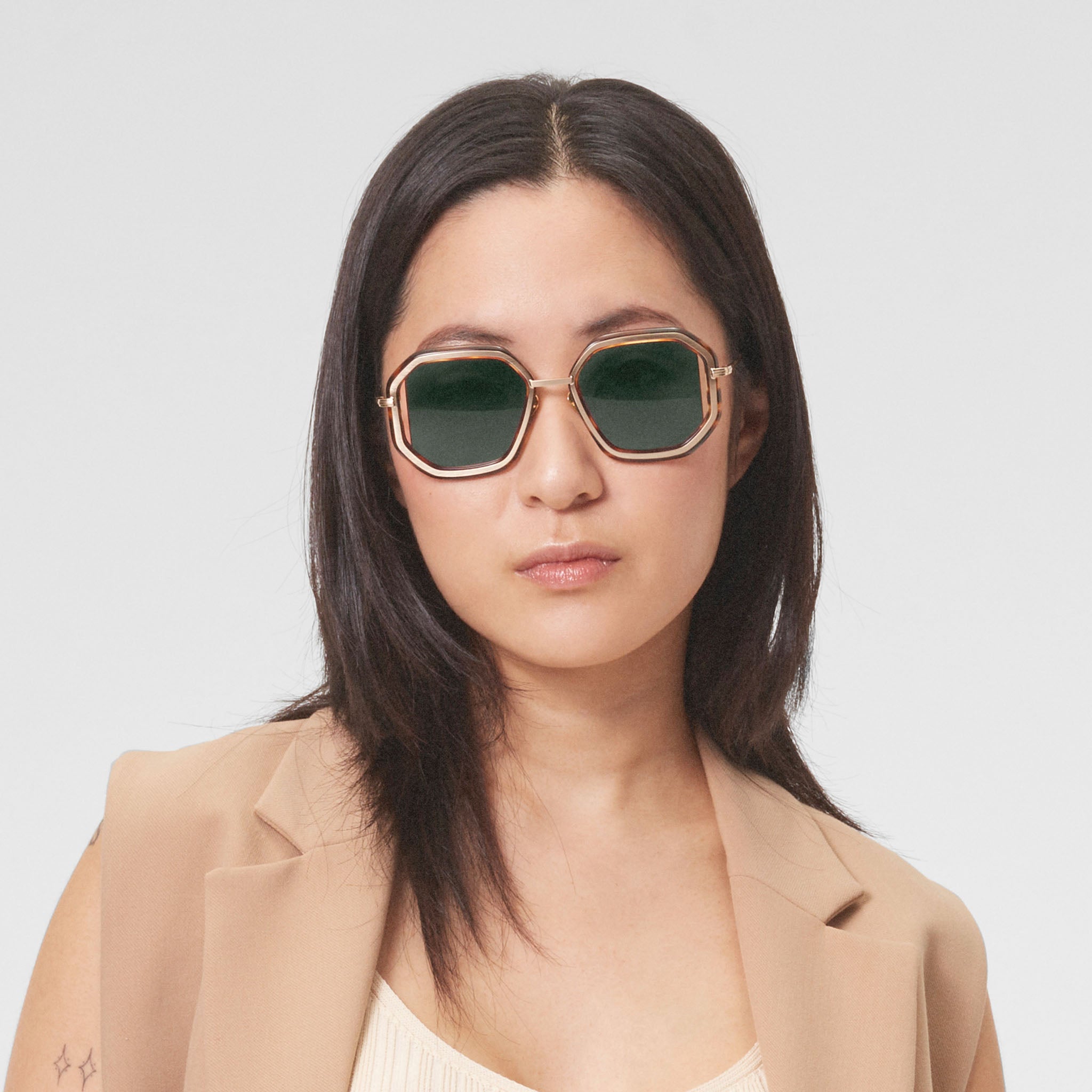 Deep Disco Gold Tortoise Green - Lilienthal Berlin