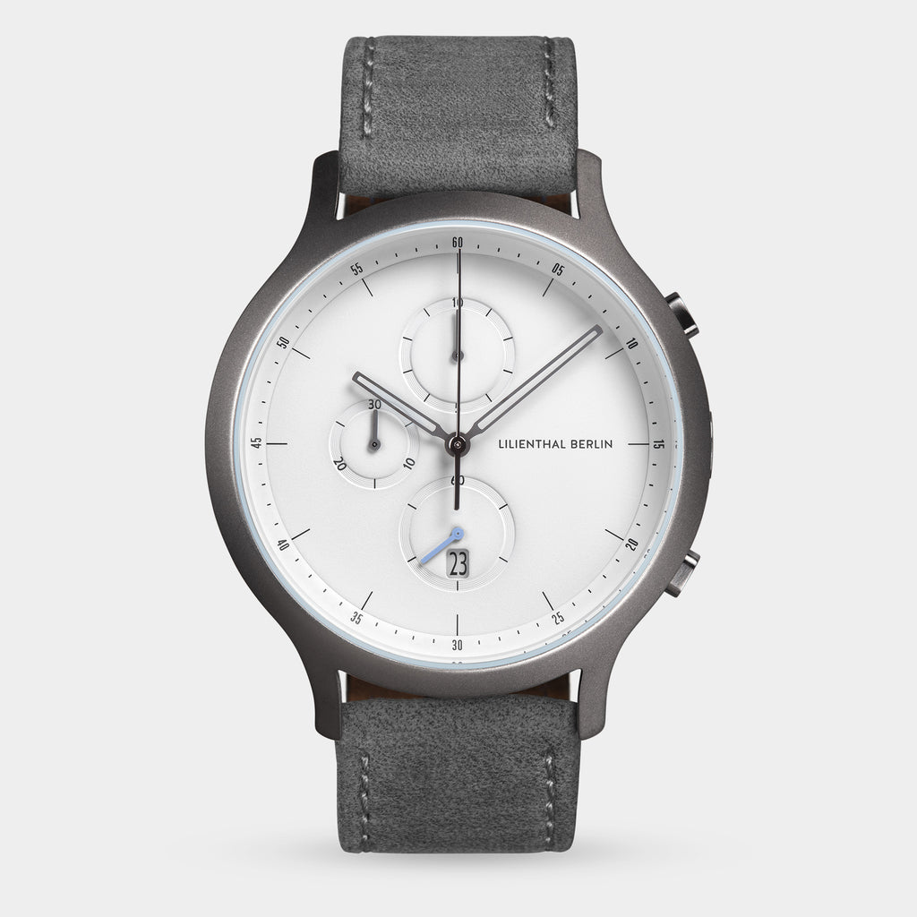 Chronograph – Dark Silver White