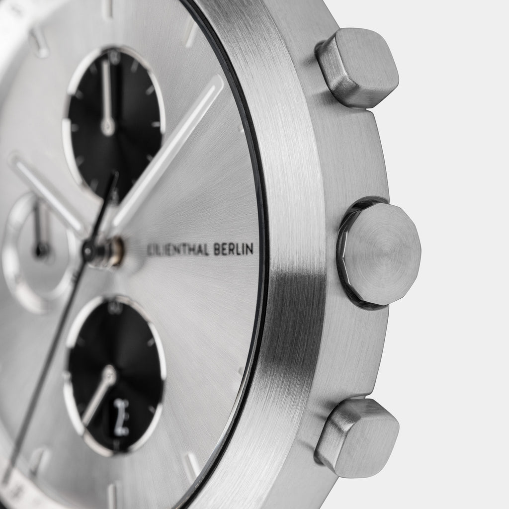 Chronograph – Duality Silver Black