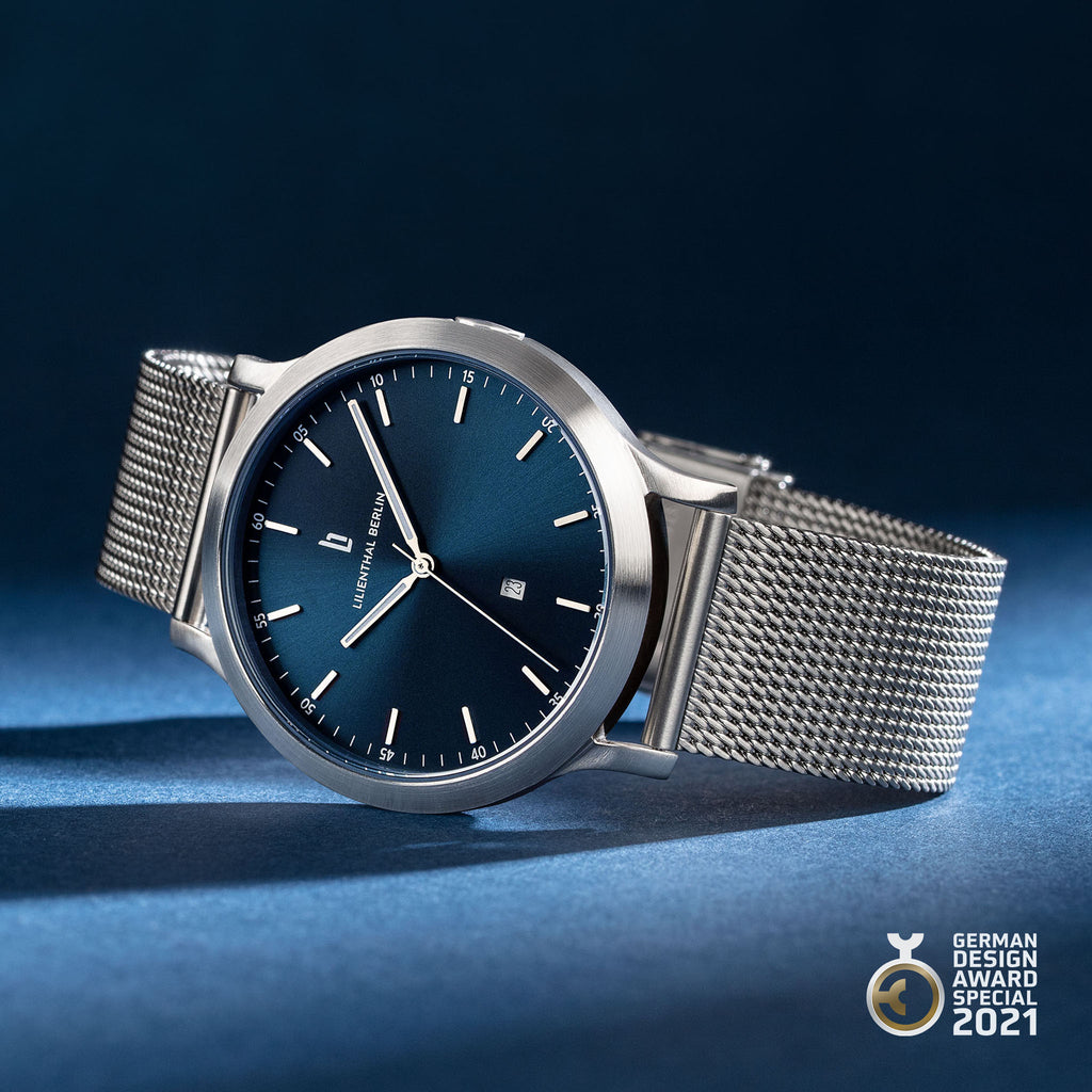 Huxley – Silver Blue