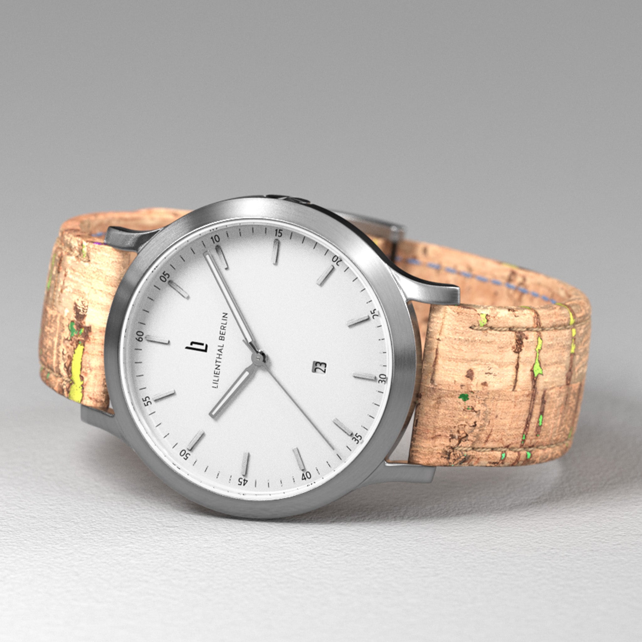 Huxley – Silver White