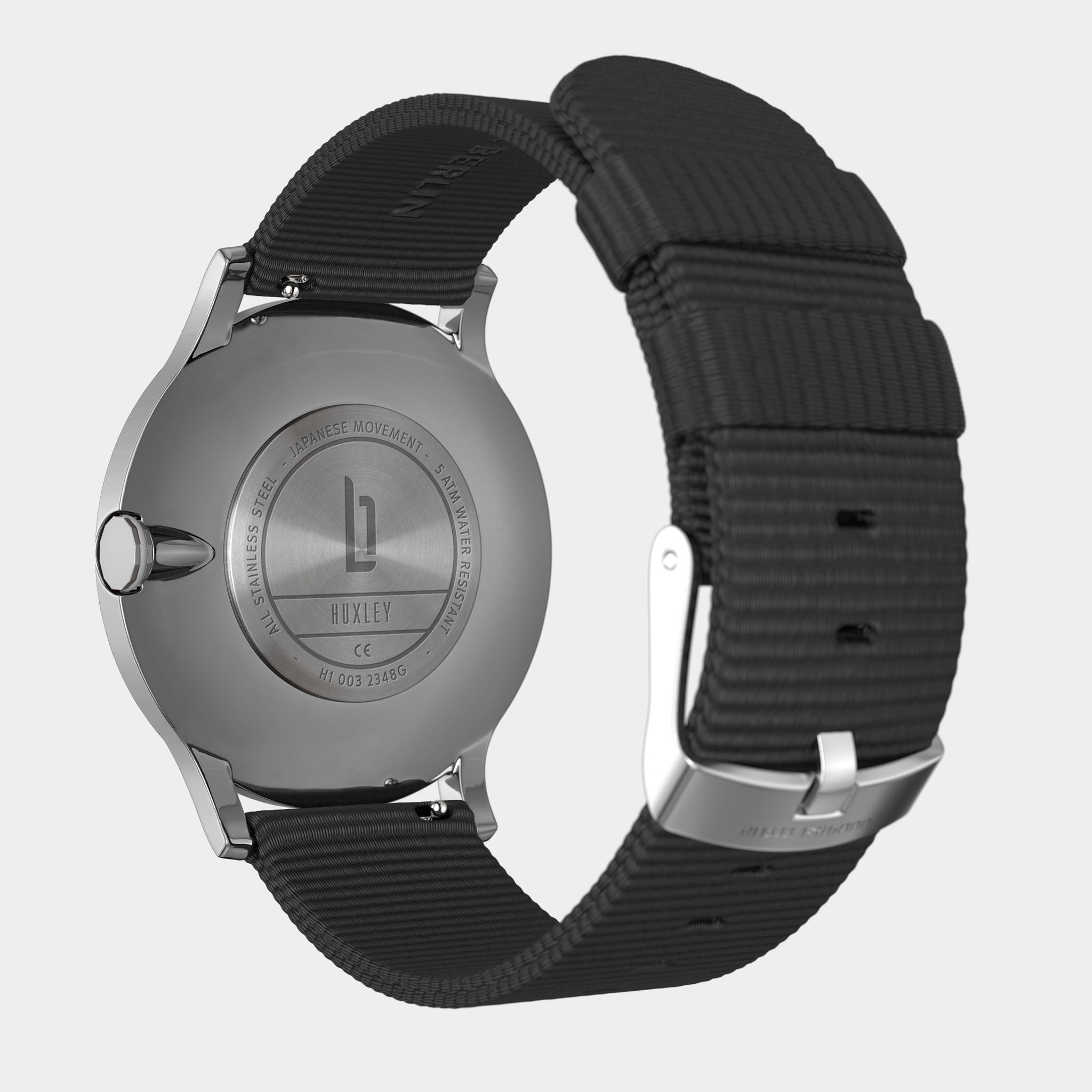 Huxley – Silver White Sportive