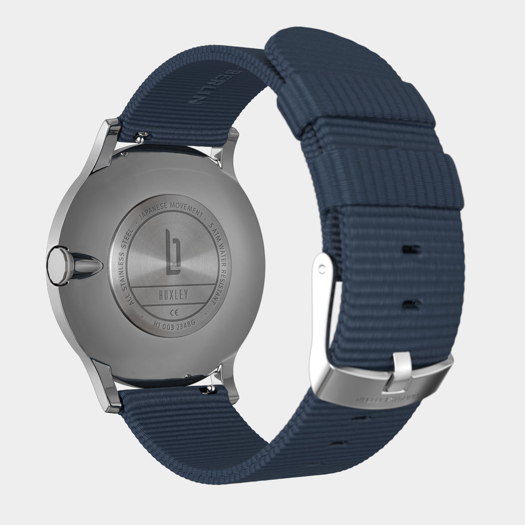 Huxley – Silver White Sportive