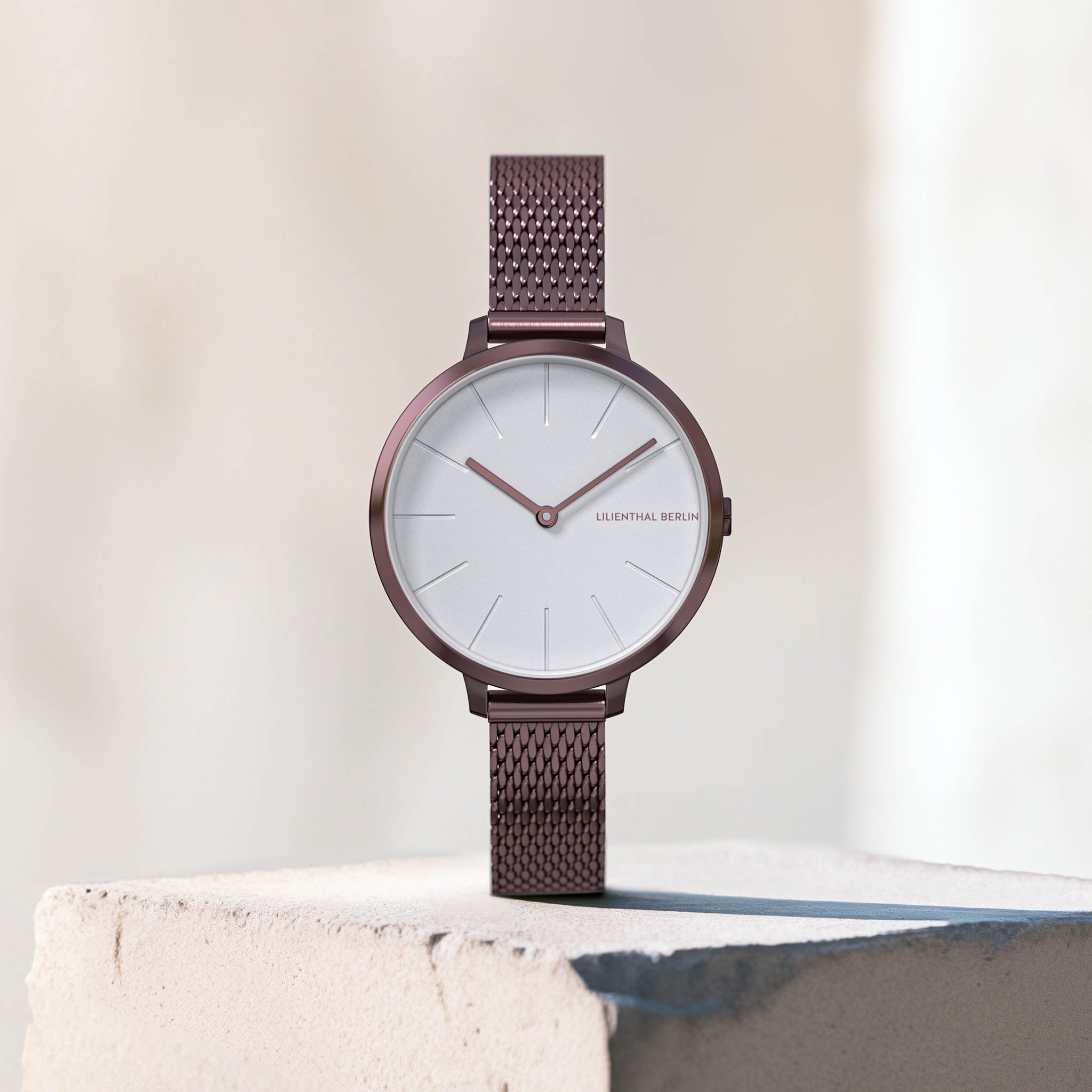 Rosalux Burgundy White - Lilienthal Berlin