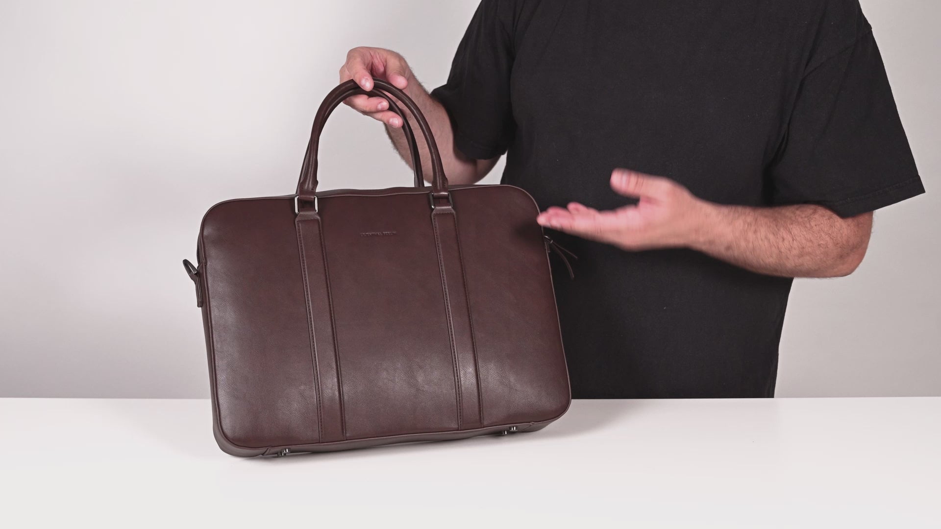 Virtuoso Classic Briefcase – Black